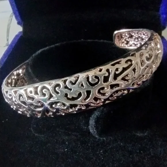 New In Box Sterling Silver Filigree Cuff Bracelet - Picture 9 of 13